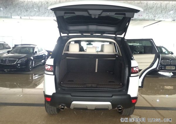 2014款路虎攬勝運(yùn)動版現(xiàn)車 讓利銷售火爆降價