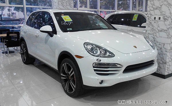 2014款保時(shí)捷卡宴柴油/汽油版 現(xiàn)車熱賣僅售88萬(wàn)