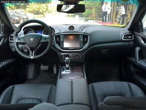 2014款瑪莎拉蒂總裁現(xiàn)車到店 年底優(yōu)惠不斷中