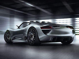 保時(shí)捷918Spyder商家促銷 駕馭自由夢(mèng)想