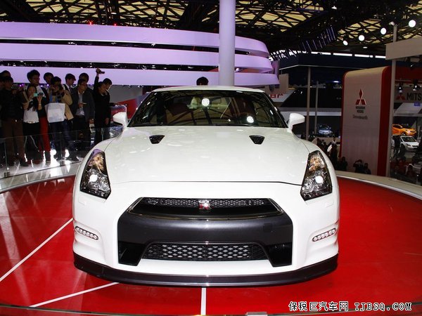 日產(chǎn)GTR極速超級跑車 現(xiàn)車保本價(jià)傳奇逆襲來