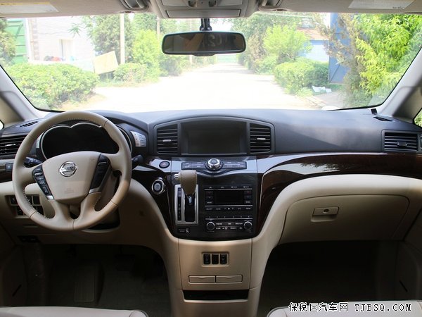 2014款日產貴士商務車 天津港港現(xiàn)車特價促銷