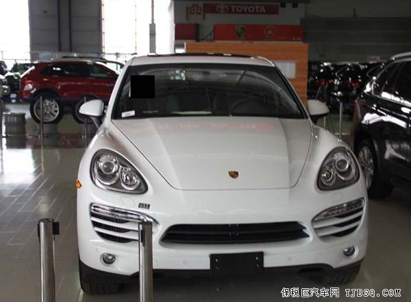 2014款保時(shí)捷卡宴商家讓利 天津現(xiàn)車(chē)讓利熱賣(mài)中