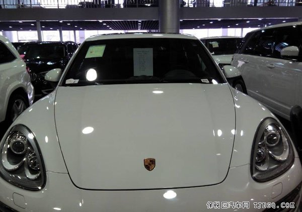 2014款保時(shí)捷卡宴美規(guī)版 天津港現(xiàn)車降價(jià)促銷