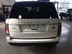 2014款路虎攬勝行政3.0現(xiàn)車 極致優(yōu)惠引購車潮