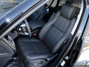 2014款路虎攬勝行政版3.0T 現(xiàn)車暖心價(jià)促銷啟動(dòng)