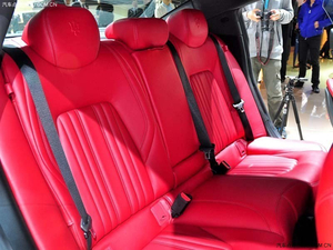 瑪莎拉蒂吉博力天津現(xiàn)車(chē)88萬(wàn) 港口現(xiàn)車(chē)讓利優(yōu)惠