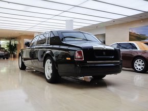 勞斯萊斯幻影加長(zhǎng)版 現(xiàn)車不凡幻影798萬(wàn)起售