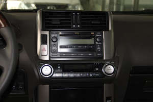 2014款霸道2700商家促銷中東版  奢華現(xiàn)車一降再降