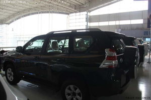 2014款霸道2700商家促銷中東版  奢華現(xiàn)車一降再降