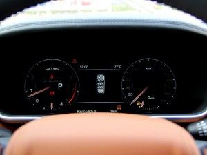 路虎攬勝加長版5.0現(xiàn)車到店 商家驚喜促銷中