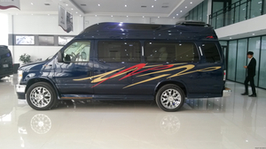 新款福特E350鉑金版 現(xiàn)車明星房車限時(shí)出售