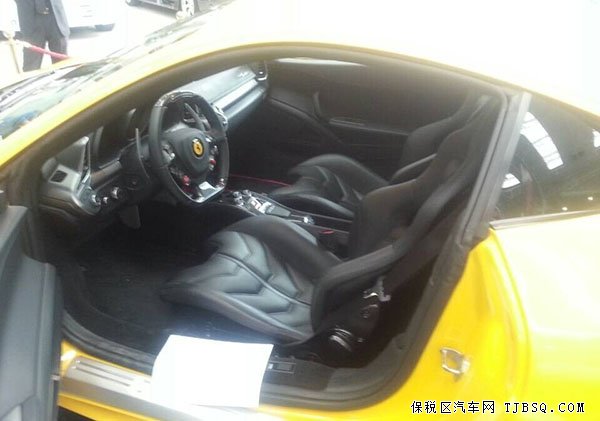 法拉利458黃色天津港口現(xiàn)車 震撼價讓利出售