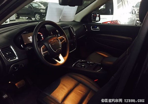 道奇杜蘭戈3.7L現(xiàn)車促銷 天津港現(xiàn)車飚底價(jià)