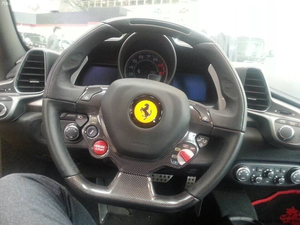 法拉利458黃色天津港口現(xiàn)車 震撼價讓利出售