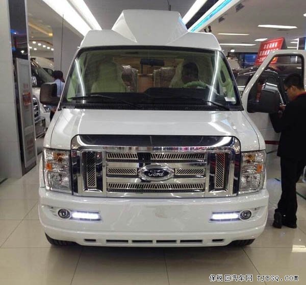 福特E350商家大讓利 天津港現(xiàn)車夢一般的售價(jià)