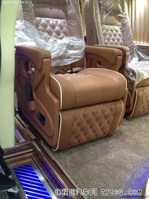 福特E350商家大讓利 天津港現(xiàn)車夢一般的售價(jià)