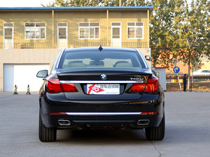 2014款寶馬7系現(xiàn)車高額優(yōu)惠 現(xiàn)車優(yōu)惠全新報(bào)價(jià)