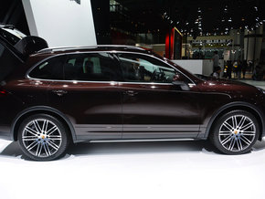 2015款保時捷卡宴現(xiàn)車到店 現(xiàn)正火爆熱銷中