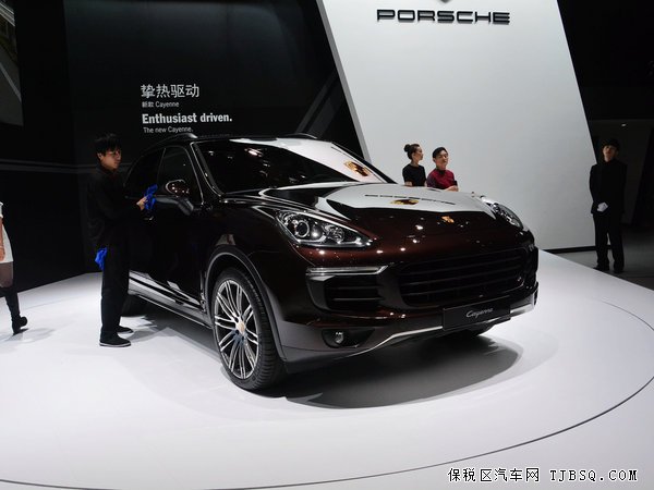 2015款保時捷卡宴現(xiàn)車到店 現(xiàn)正火爆熱銷中