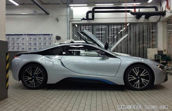 寶馬i8頂級超跑 天津現(xiàn)車華麗開售尊享特惠