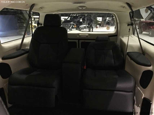 福特F650現(xiàn)車308萬 現(xiàn)車優(yōu)惠10萬最具性價(jià)比