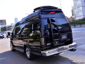 福特E350現(xiàn)車緊俏 現(xiàn)車巨幅清倉零利潤平價(jià)