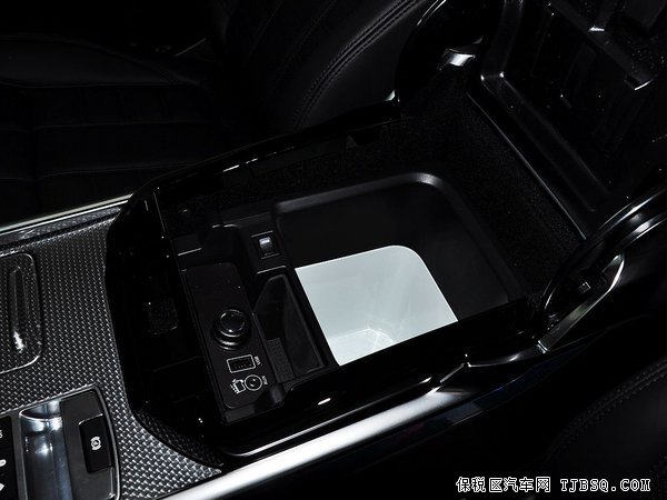 2014款路虎攬勝運(yùn)動(dòng)版現(xiàn)車 低折熱銷放心選購(gòu)
