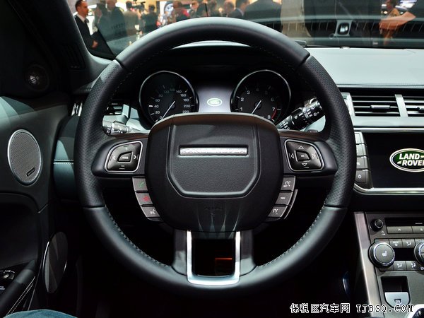路虎極光緊湊SUV 現(xiàn)車年度狂減10萬極光報價