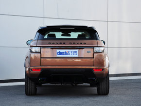 路虎極光緊湊SUV 現(xiàn)車年度狂減10萬極光報價