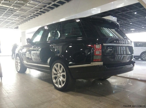2014款路虎攬勝5.0創(chuàng)世尊崇版 抄底熱惠沖擊車(chē)市