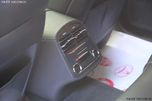 2015款瑪莎總裁總裁現(xiàn)車到店 現(xiàn)車年末傾心優(yōu)惠