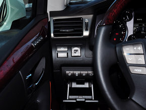 雷克薩斯LX570現(xiàn)車報價 至高品質(zhì)LX570持續(xù)降
