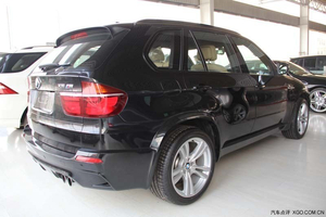 2014款寶馬X5M現(xiàn)車最低價(jià) 現(xiàn)車圣誕節(jié)前期大促銷