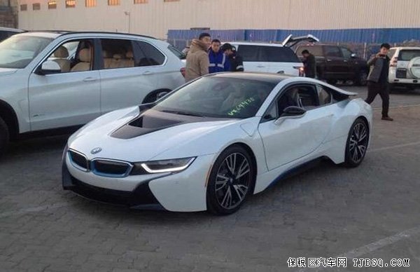 寶馬I8新車到店折扣 現(xiàn)車歲末促銷模式啟動