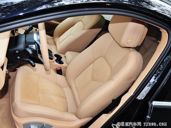 新款保時(shí)捷小卡宴現(xiàn)車再降 風(fēng)尚版MACAN低報(bào)價(jià)