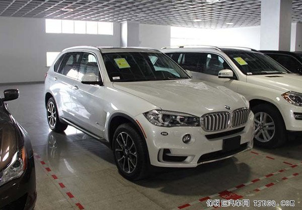 2014款美規(guī)寶馬X5現(xiàn)車(chē)鉅惠 強(qiáng)勢(shì)直降年底熱賣(mài)