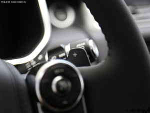 2014款路虎攬勝行政版3.0現(xiàn)車 底價(jià)酬賓拋售中