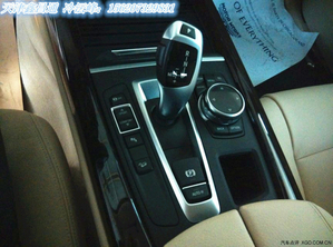2014款寶馬X5現(xiàn)車秀底價(jià) 圣誕節(jié)傾城鉅惠獨(dú)占底價(jià)