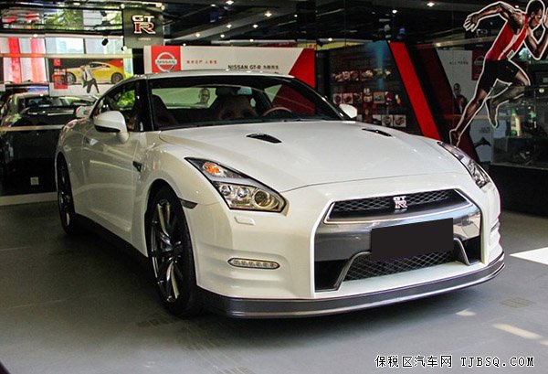 日產(chǎn)尼桑GTR美規(guī)戰(zhàn)神天津現(xiàn)車 鉅惠讓利低價(jià)爆惠