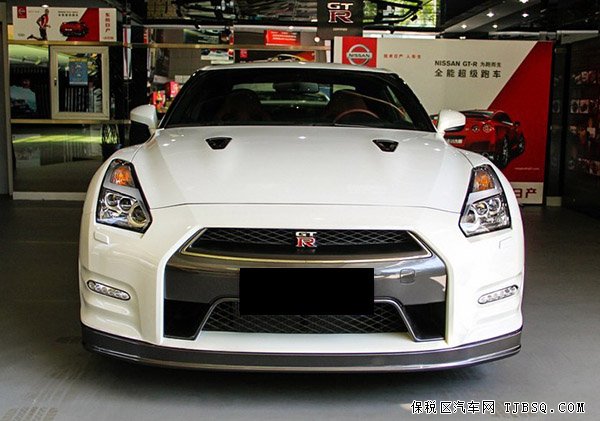 日產(chǎn)尼桑GTR美規(guī)戰(zhàn)神天津現(xiàn)車 鉅惠讓利低價(jià)爆惠