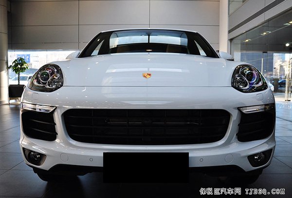 2015款保時捷卡宴現(xiàn)車傾售 全新卡宴節(jié)日特惠促