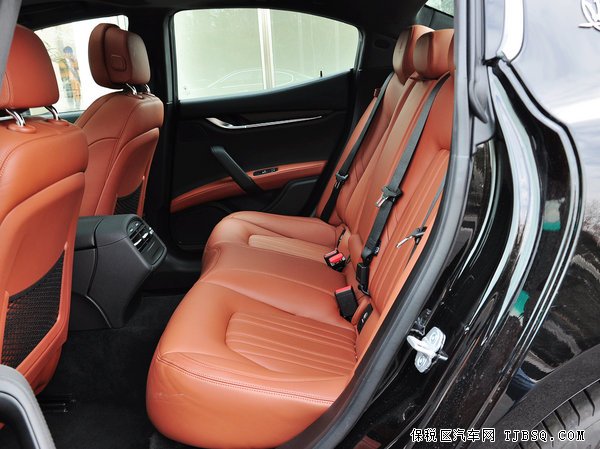 2014款瑪莎拉蒂吉博力現(xiàn)車 兩驅(qū)四驅(qū)專配優(yōu)惠專享