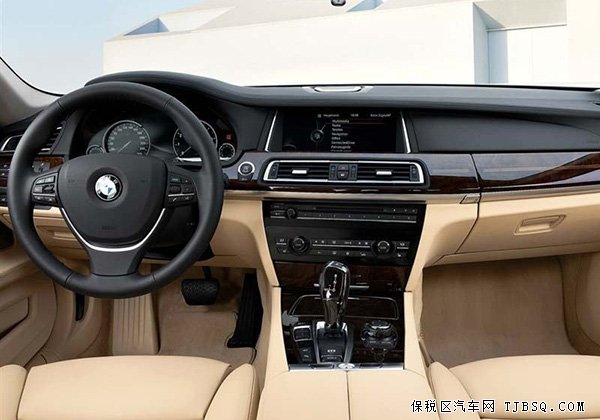 寶馬7系現(xiàn)車到店 現(xiàn)車慶元旦最高優(yōu)惠傾城巨獻(xiàn)