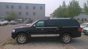 2014款林肯領(lǐng)航員現(xiàn)車(chē)促銷(xiāo) 現(xiàn)車(chē)鉅惠尊享價(jià)115萬(wàn)元