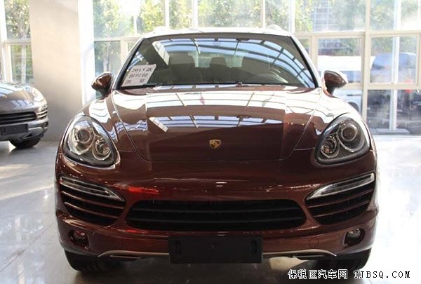 2014款保時(shí)捷卡宴3.0T現(xiàn)車迎新 新卡宴柴油精配升級(jí)