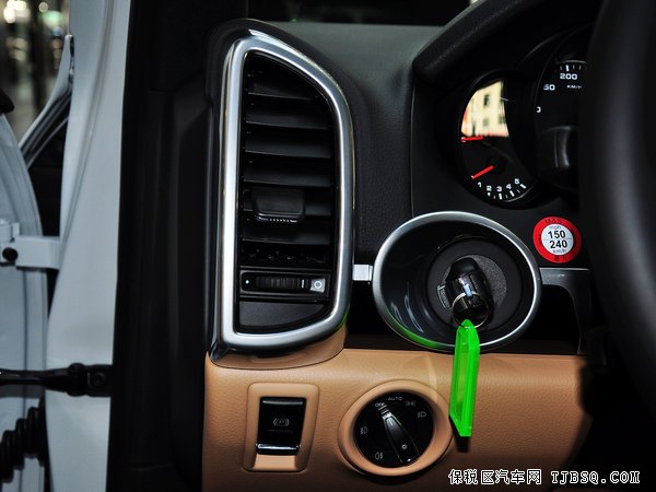 2015款保時捷卡宴 現車特惠新氣象新年卡宴專場