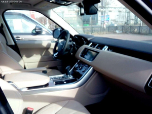 2014款路虎攬勝行政版 現(xiàn)車誘惑價坐擁新車