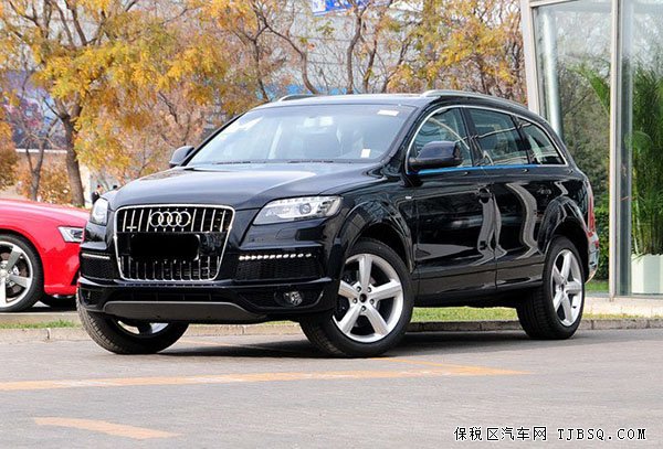 2015款3.0T奧迪Q7現(xiàn)車 豪情降價鉅優(yōu)惠