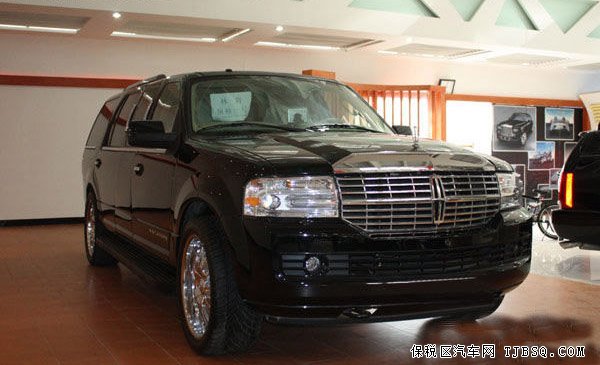 林肯領(lǐng)航員新車鉅惠 港口獨(dú)家105萬細(xì)致豪車